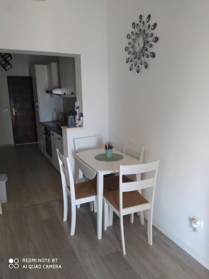 ויר Apartmani Ana מראה חיצוני תמונה